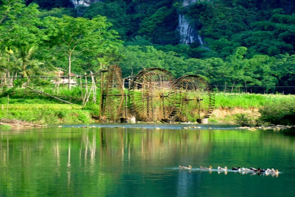 Let's explore the hidden gem of Pu Luong Nature Reserve 