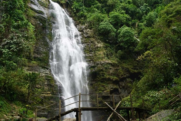 Pu Mat National Park and Kem Waterfall
