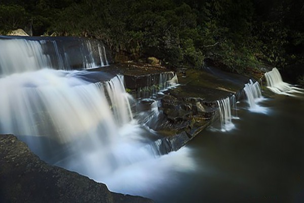 Bay Tang & Sao Va Waterfalls – A Mysterious Gem Of Western Nghe An