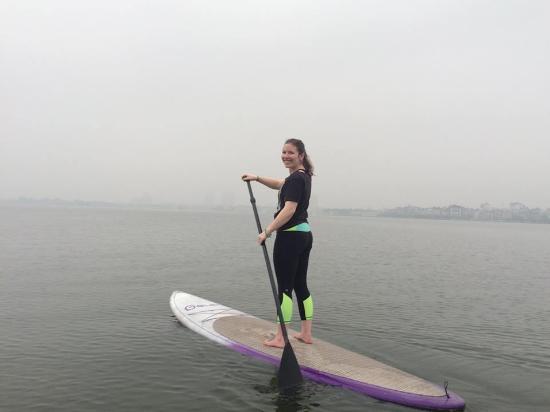 Sup in Khe Lau Lake